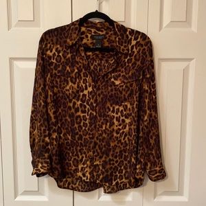 Investments leopard shirt small petite
